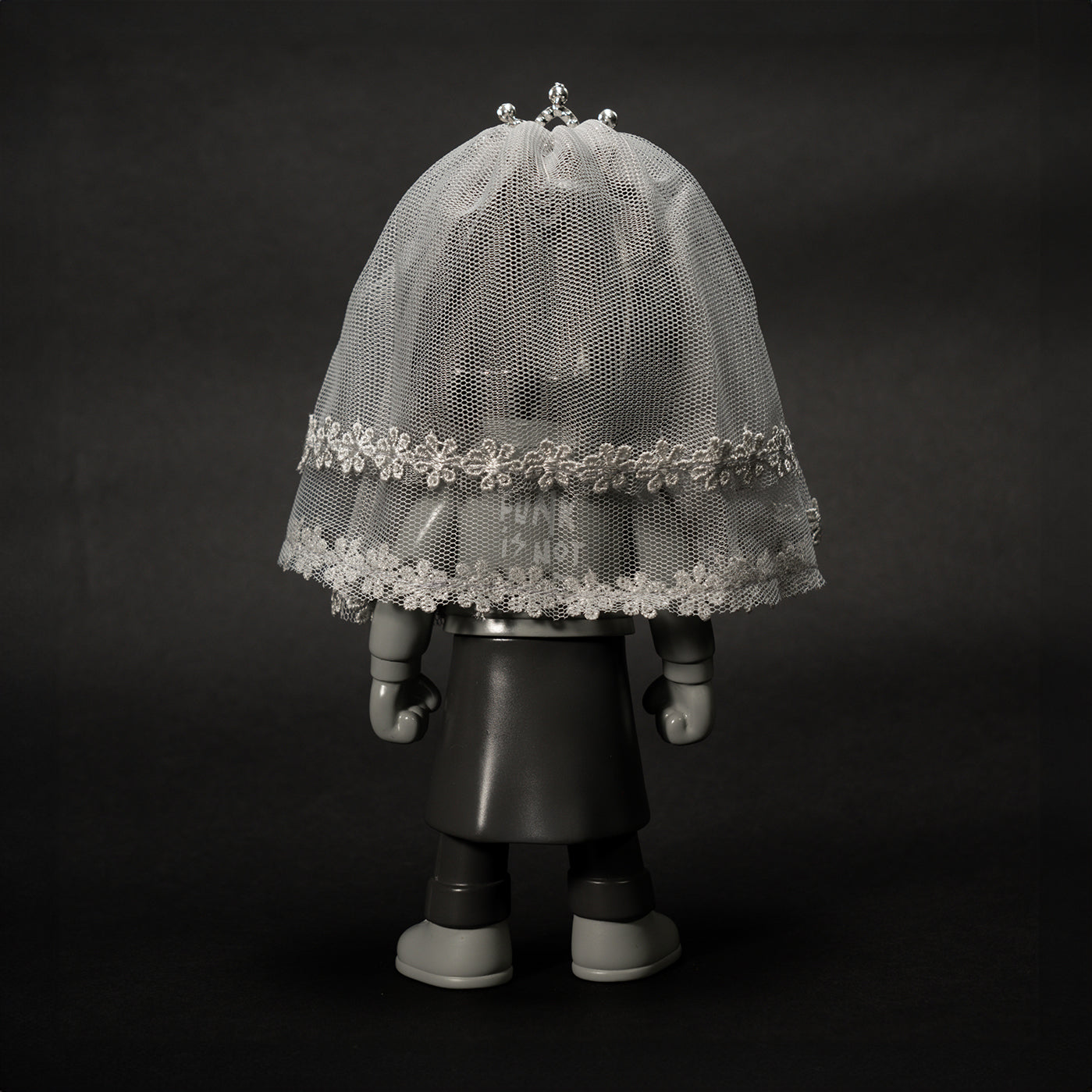 Lola In Multiverse - Corpse Ver. – UnDeR20 Online Store